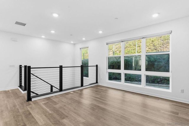 2838 Via Alta Pl, San Diego, CA 92108