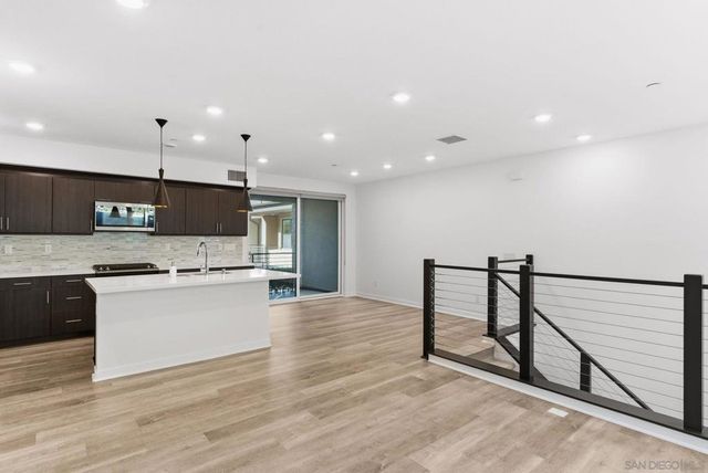 2838 Via Alta Pl, San Diego, CA 92108