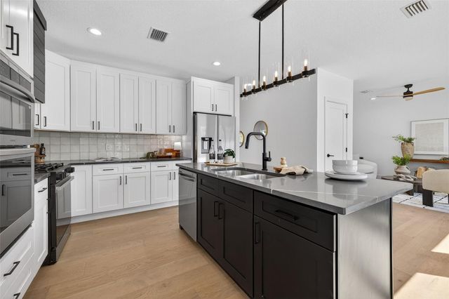 2350 2ND AVENUE N, St Petersburg, FL 33713