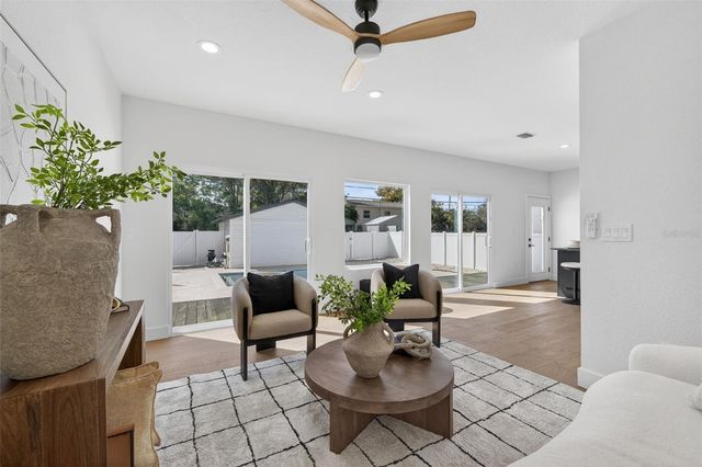 2350 2ND AVENUE N, St Petersburg, FL 33713