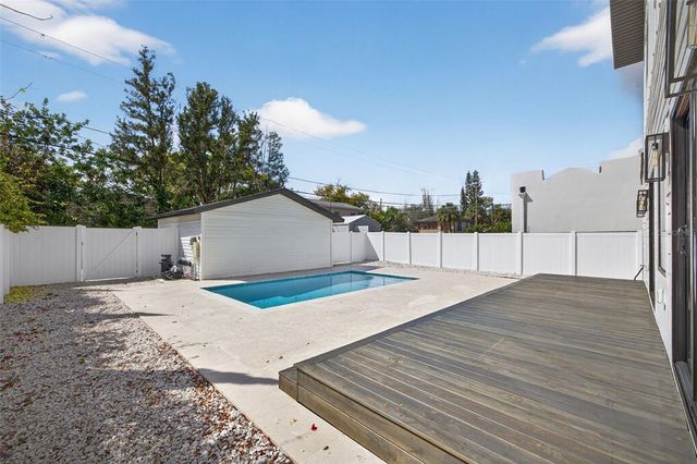 2350 2ND AVENUE N, St Petersburg, FL 33713