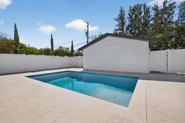 2350 2ND AVENUE N, St Petersburg, FL 33713