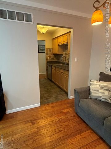 1700 Monticello Street 8, Trenton, MI 48183