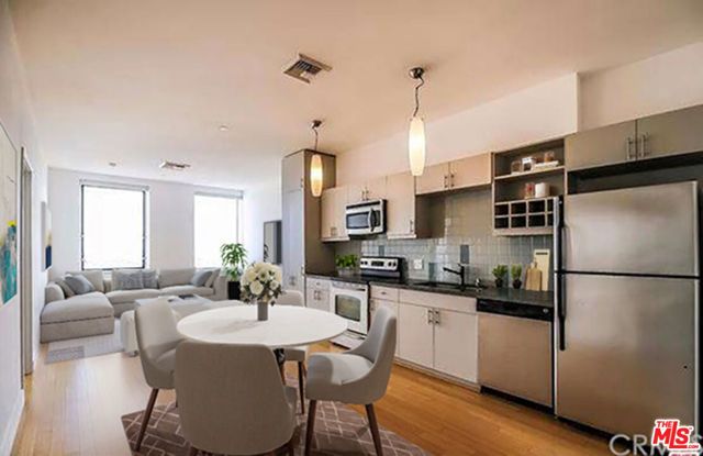 3810 Wilshire Boulevard 908, Los Angeles, CA 90010