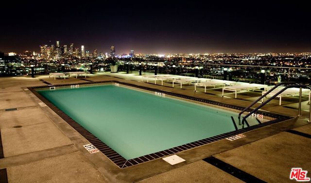 3810 Wilshire Boulevard 908, Los Angeles, CA 90010