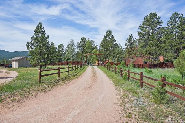 2120 Lee Circle Drive, Woodland Park, CO 80863