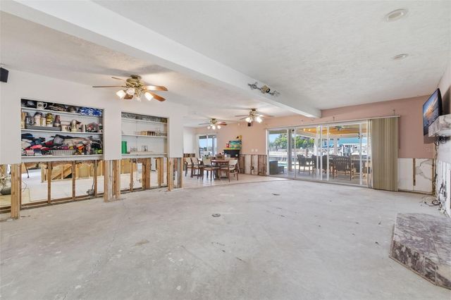 3876 SHORE ACRES BOULEVARD NE, St Petersburg, FL 33703