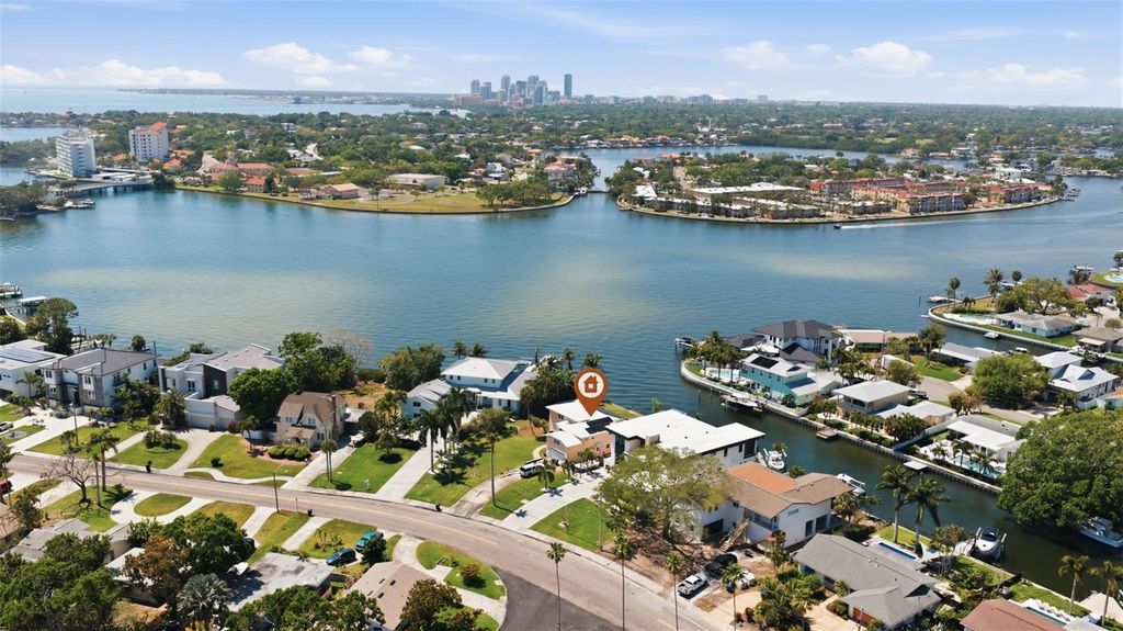 3876 SHORE ACRES BOULEVARD NE, St Petersburg, FL 33703