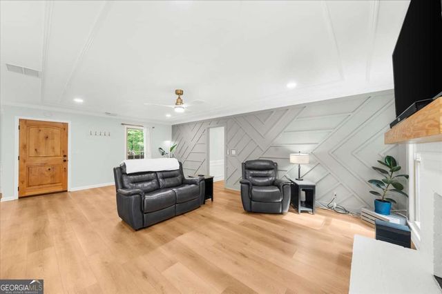 330 Monivea Lane, Roswell, GA 30075