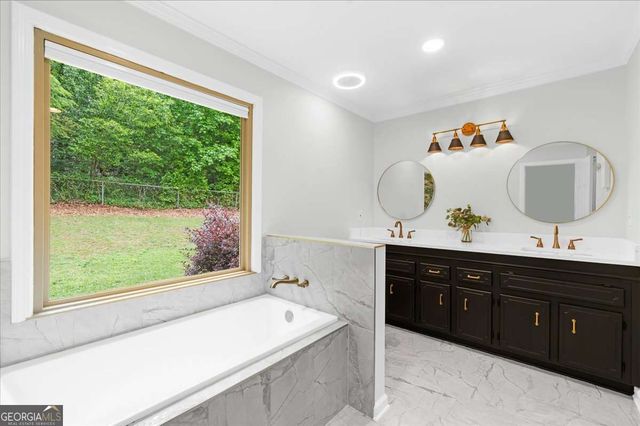 330 Monivea Lane, Roswell, GA 30075