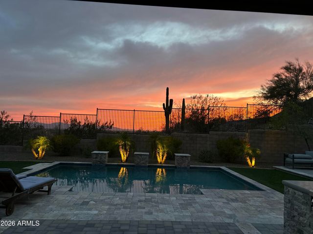 24938 N 88th Lane, Peoria, AZ 85383