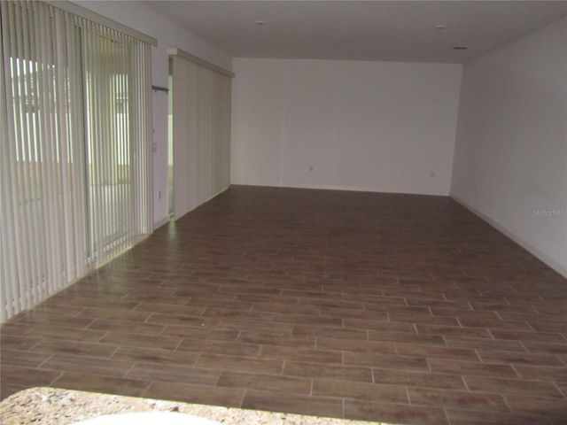 365 BLUE LAKE CIRCLE, Kissimmee, FL 34758