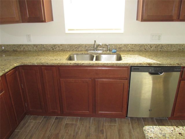 365 BLUE LAKE CIRCLE, Kissimmee, FL 34758