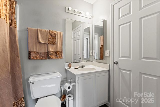 601 Lex Drive, Charlotte, NC 28262