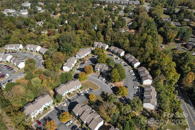 601 Lex Drive, Charlotte, NC 28262