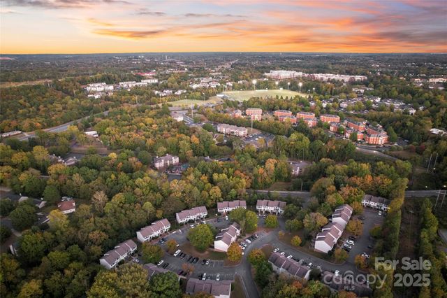 601 Lex Drive, Charlotte, NC 28262