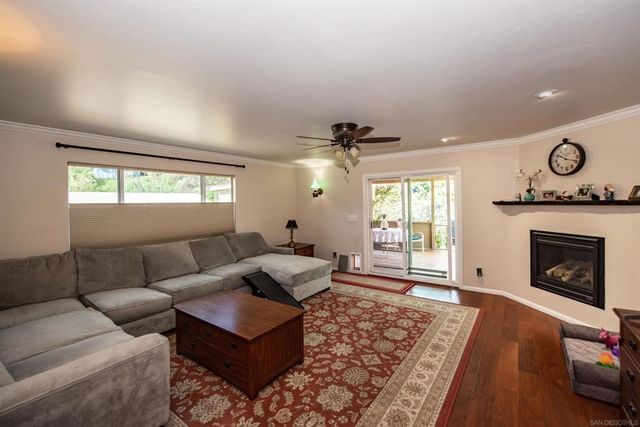 6406 08 N Radio Dr, San Diego, CA 92114