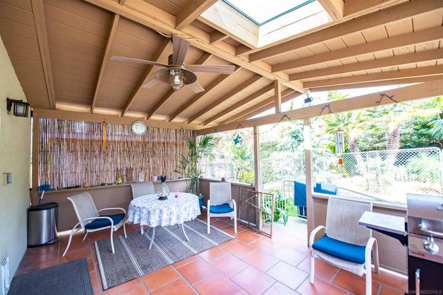 6406 08 N Radio Dr, San Diego, CA 92114