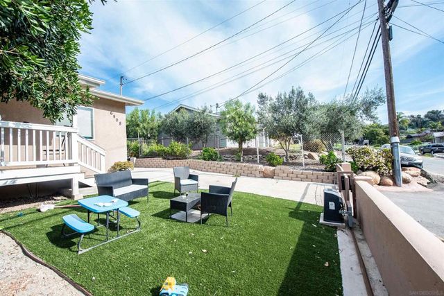 6406 08 N Radio Dr, San Diego, CA 92114