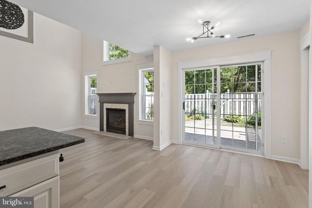 771 BARTON RUN BLVD, Marlton, NJ 08053