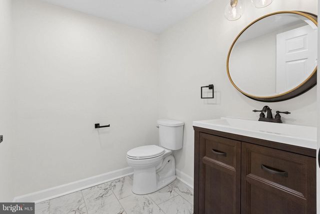 771 BARTON RUN BLVD, Marlton, NJ 08053