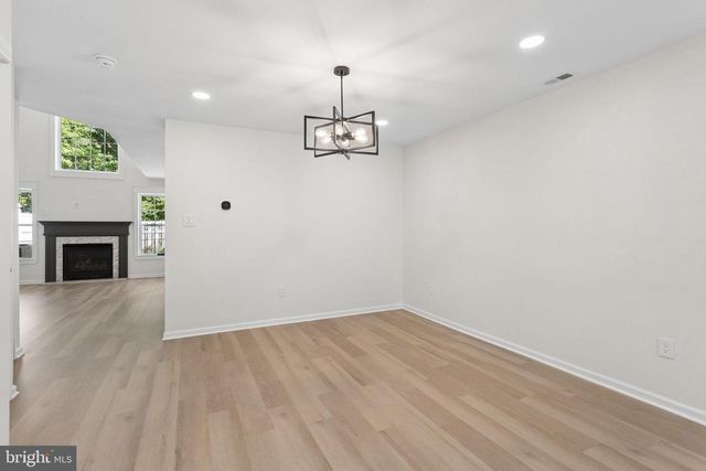 771 BARTON RUN BLVD, Marlton, NJ 08053