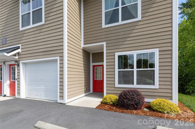 138 Foxden Drive 102, Fletcher, NC 28732