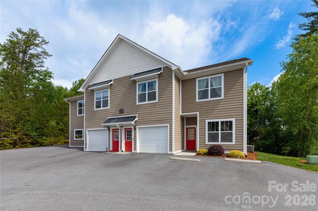 138 Foxden Drive 102, Fletcher, NC 28732