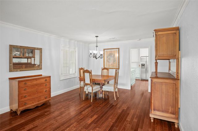 4002 Drummond Street, Houston, TX 77025