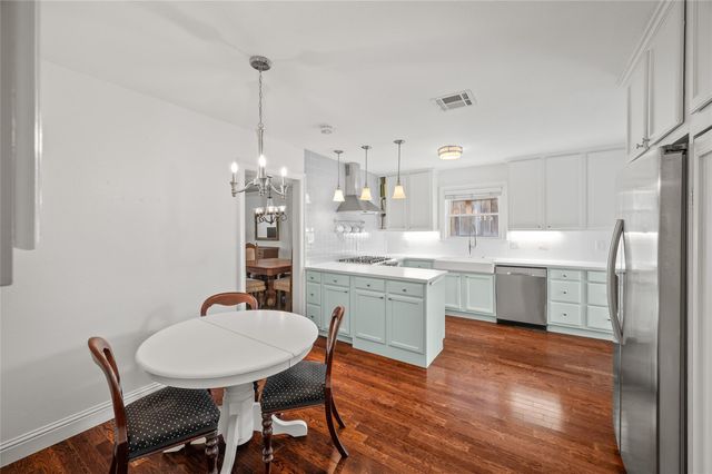 4002 Drummond Street, Houston, TX 77025