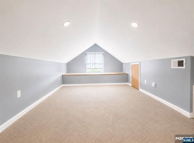 1086 18th Avenue, Newark, NJ 07106