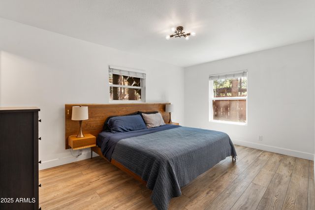 530 N CHARLES Road, Flagstaff, AZ 86001