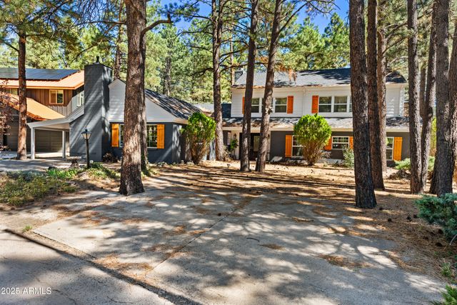 530 N CHARLES Road, Flagstaff, AZ 86001