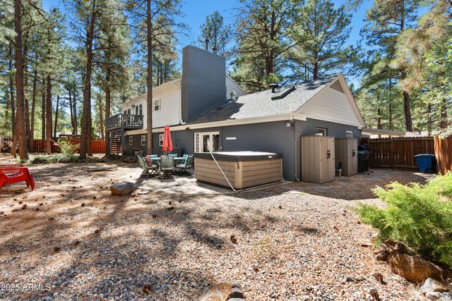530 N CHARLES Road, Flagstaff, AZ 86001