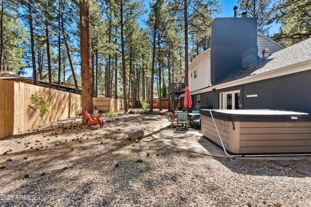 530 N CHARLES Road, Flagstaff, AZ 86001