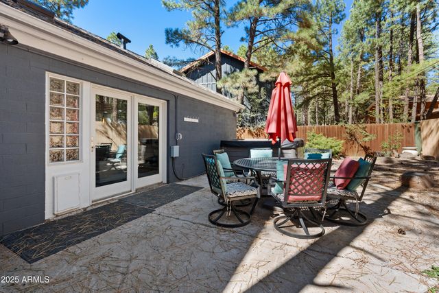 530 N CHARLES Road, Flagstaff, AZ 86001