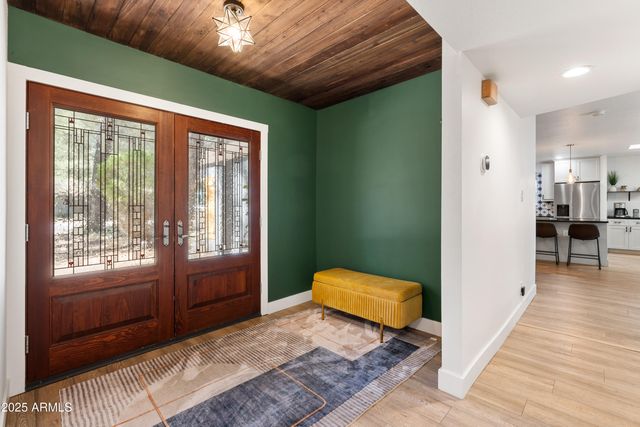 530 N CHARLES Road, Flagstaff, AZ 86001