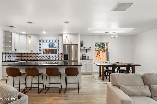 530 N CHARLES Road, Flagstaff, AZ 86001