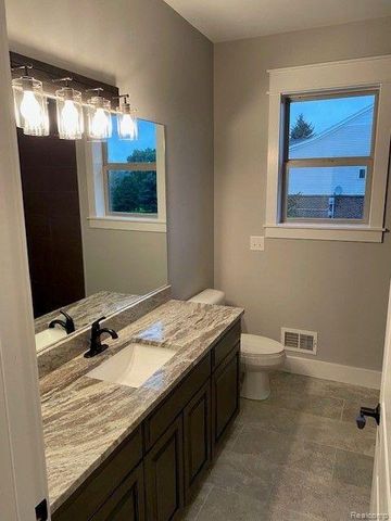 5883 Saratoga Drive, Oxford, MI 48371