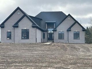 5883 Saratoga Drive, Oxford, MI 48371