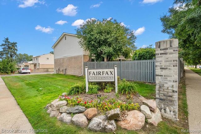 16092 W 11 Mile Road, Southfield, MI 48076