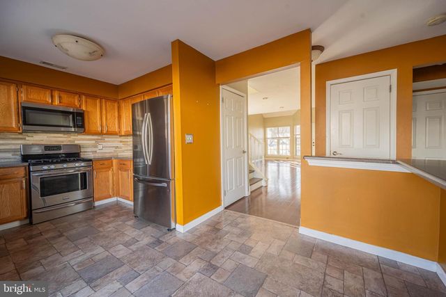 19 DRYDEN, Burlington, NJ 08016