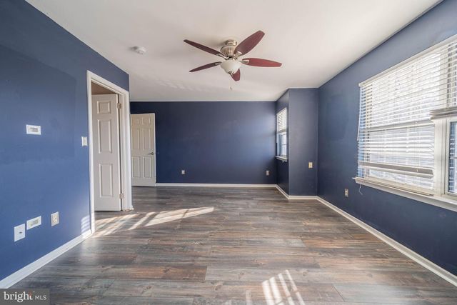 19 DRYDEN, Burlington, NJ 08016