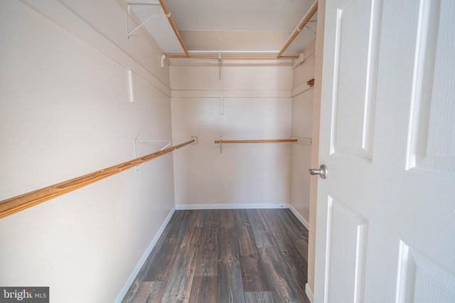 19 DRYDEN, Burlington, NJ 08016