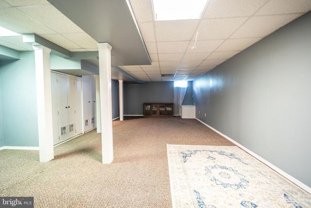 19 DRYDEN, Burlington, NJ 08016