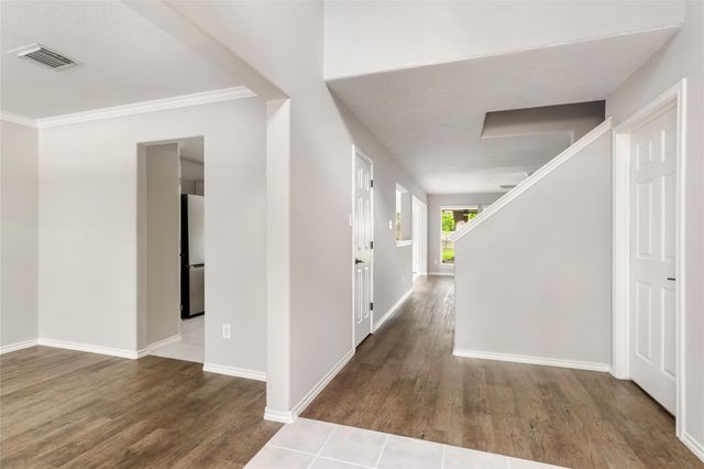 22000 Knights Cove Drive, Kingwood, TX 77339