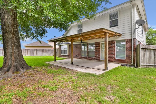 22000 Knights Cove Drive, Kingwood, TX 77339