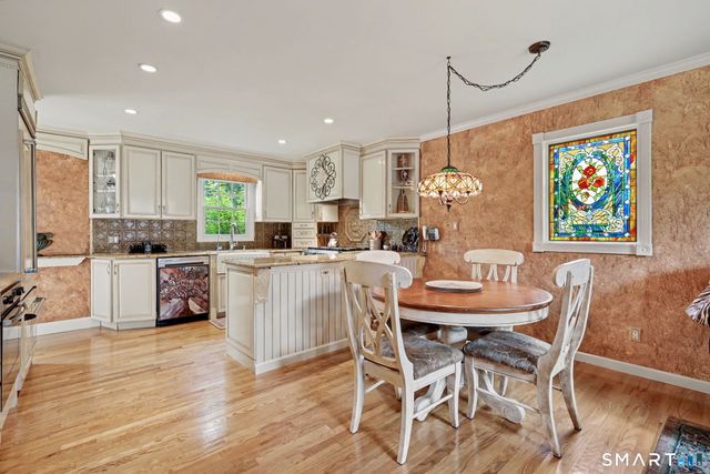 82 Ramapoo Road, Ridgefield, CT 06877