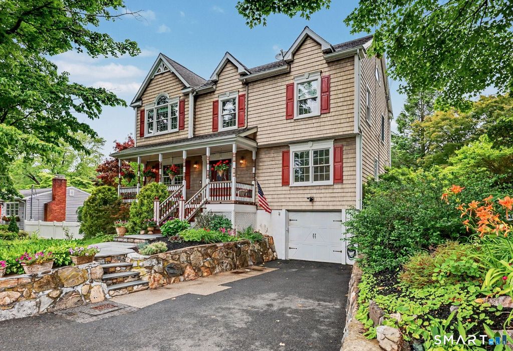 82 Ramapoo Road, Ridgefield, CT 06877