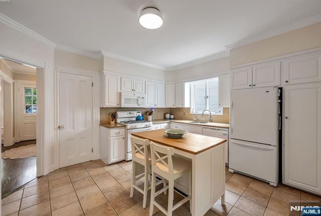 123 Liberty Street, Ridgewood, NJ 07450